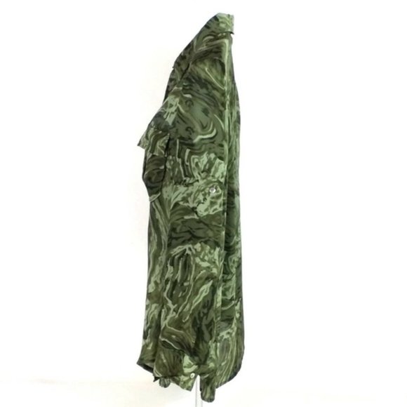Chelsea & Violet Green Watercolor Swirl Semi Sheer Tunic Blouse Womens Medium - Picture 2 of 16